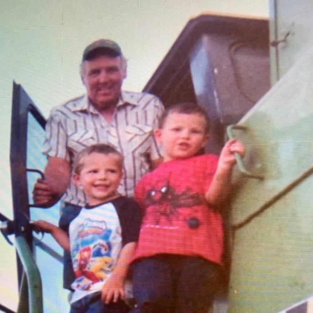 Meet your Posher, Tonya